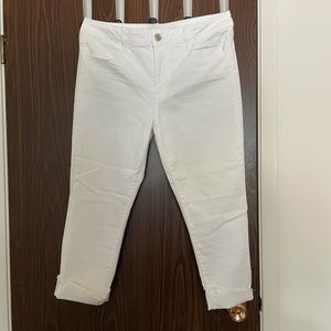 American Eagle white Jeans